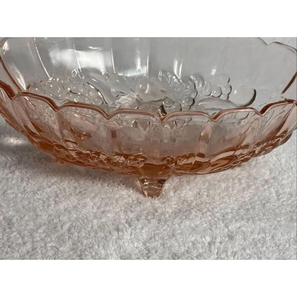 Vintage Indiana Glass Co. Pink Glass Footed Fruit Bowl “Harvest Grape”